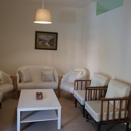 Ground Floor Apartment By Circular Pool In Talabay Aqaba Exterior foto