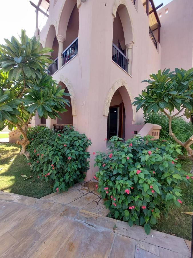 Ground Floor Apartment By Circular Pool In Talabay Aqaba Exterior foto