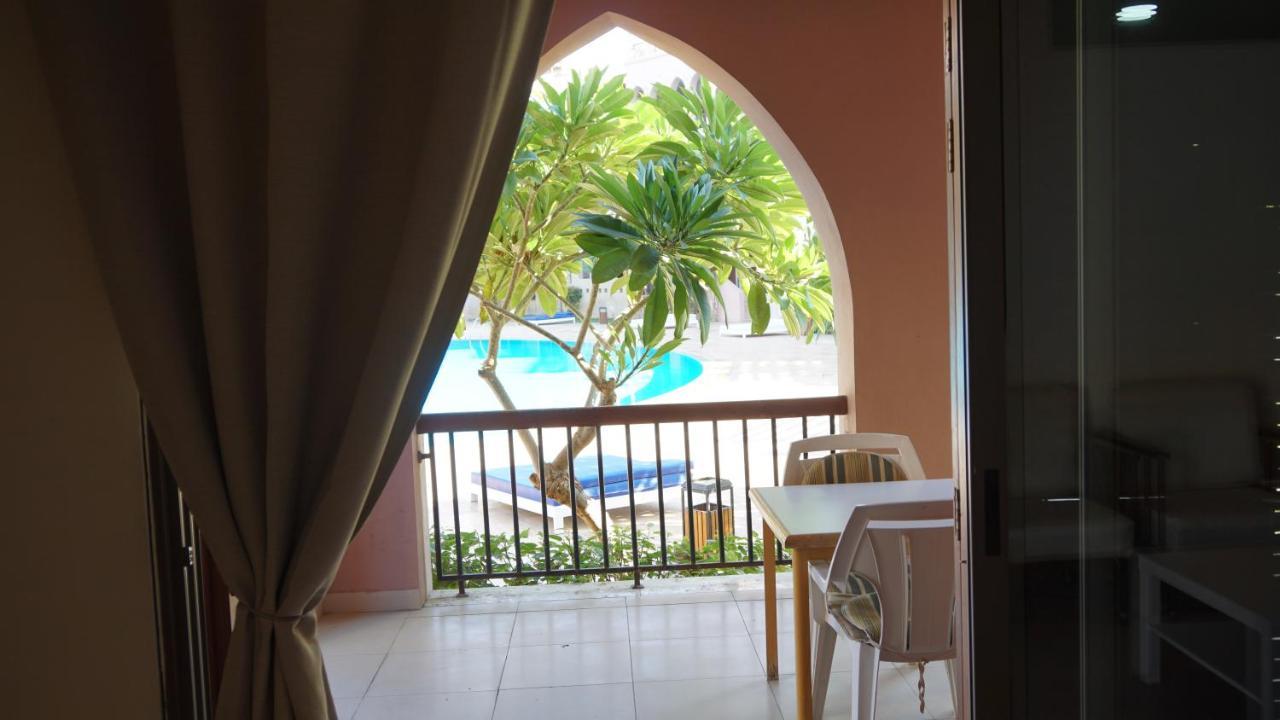 Ground Floor Apartment By Circular Pool In Talabay Aqaba Exterior foto