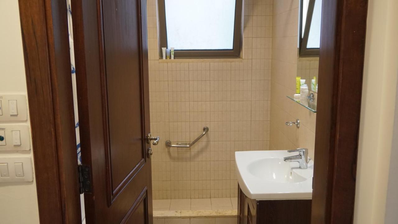 Ground Floor Apartment By Circular Pool In Talabay Aqaba Exterior foto